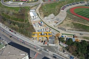 Sunlit aerial view of a construction site in Güngören, İstanbul near a stadium. — 3 Basic Types of Resume Example in (2022)